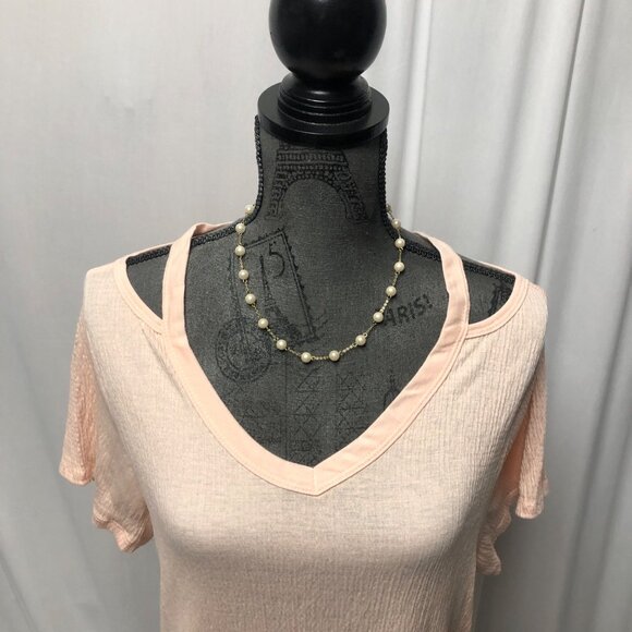 French Laundry Top Womens Size Large V-Neck Short Sleeve Cut Out Shoulders - Picture 2 of 7